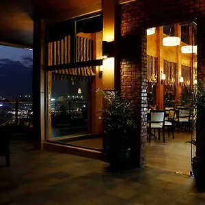 **** Hotel Park Tower Filipinas