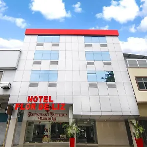 ** Hotel Flor De Liz Equador